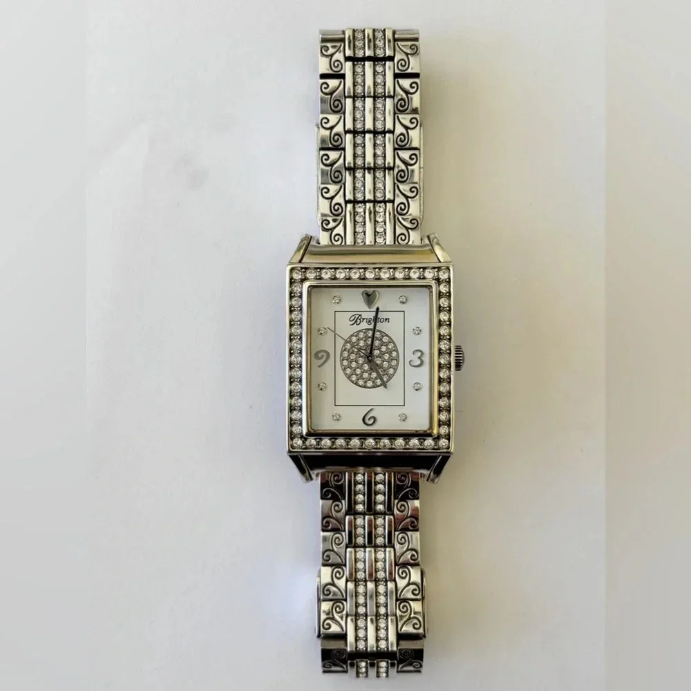 Brighton Diamond Bar Watch from the Diamond Bar Collection come with new battery